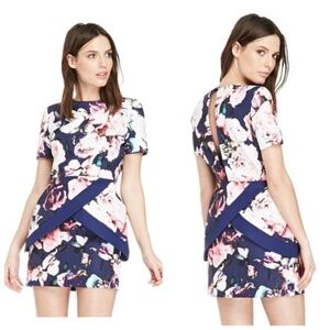 NWT Finders keepers floral dress size medium